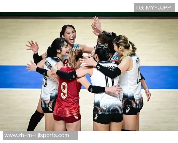女排对阵比利时全力以赴争夺胜利展现团队精神与竞技风采